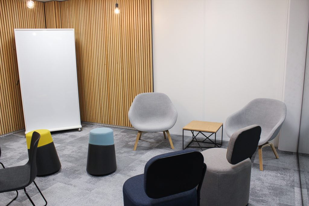 BOA Mobilier aménagement Work Lab Bouygues Construction