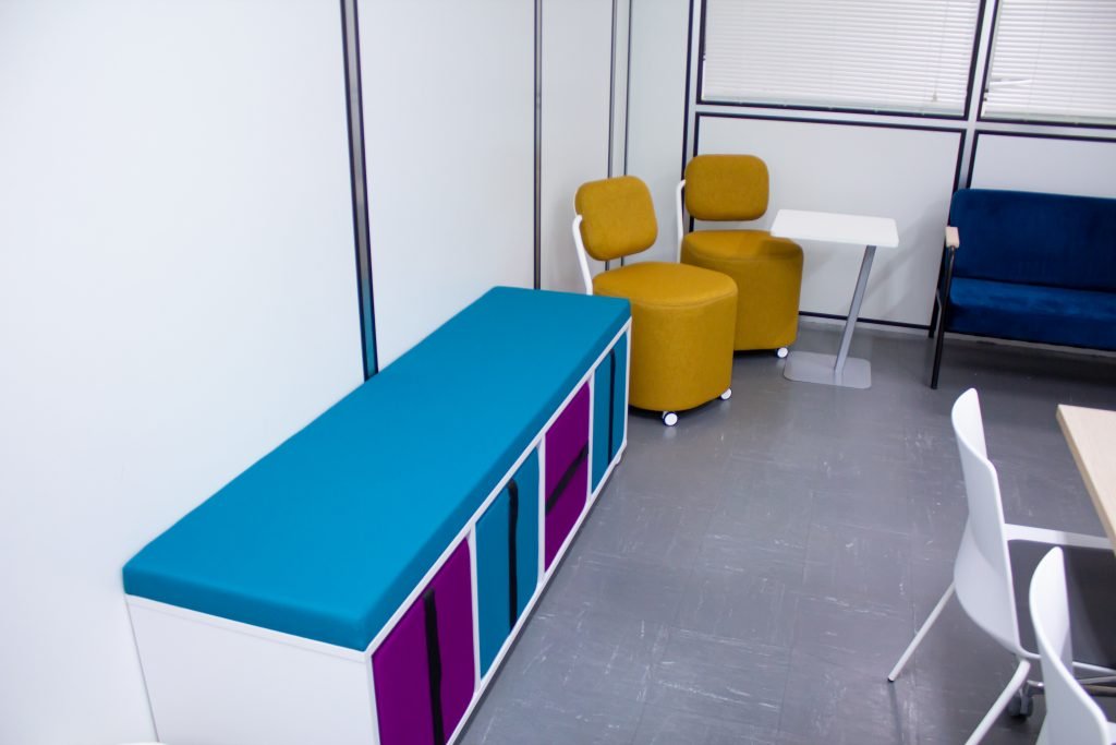 BOA Mobilier aménagement coworking maco productions