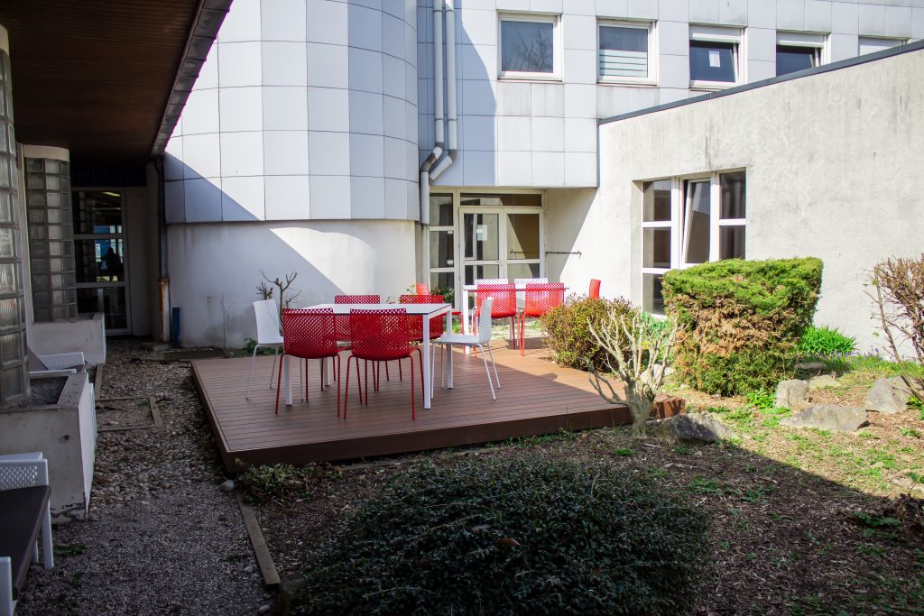 BOA Mobilier Aménagement terrasse université