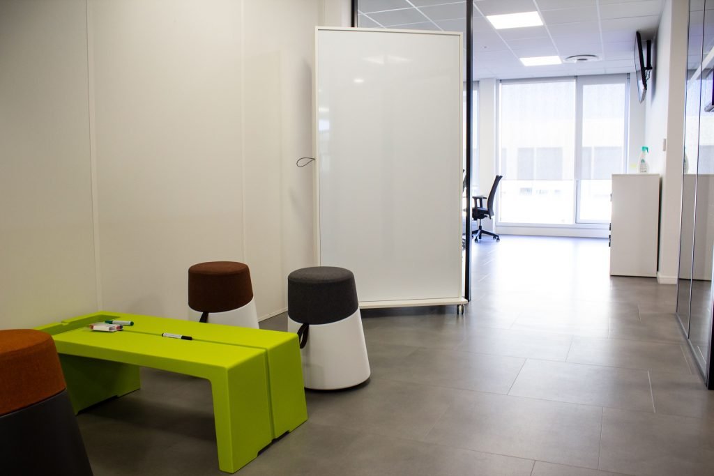 Aménagement espace de réflexion BOA Mobilier