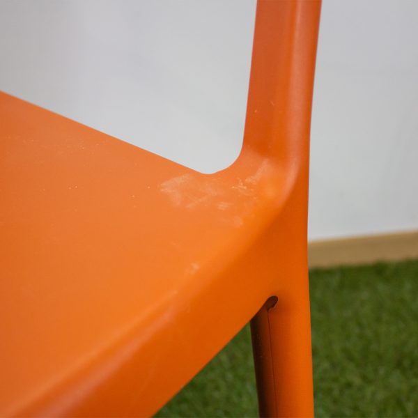 Chaise Ara orange occasion BOA Mobilier