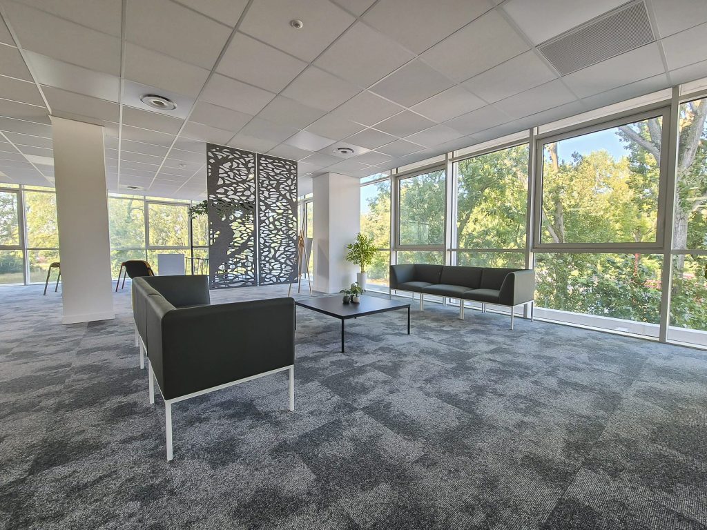 Aménagement marketing suite Sensorium BOA Mobilier